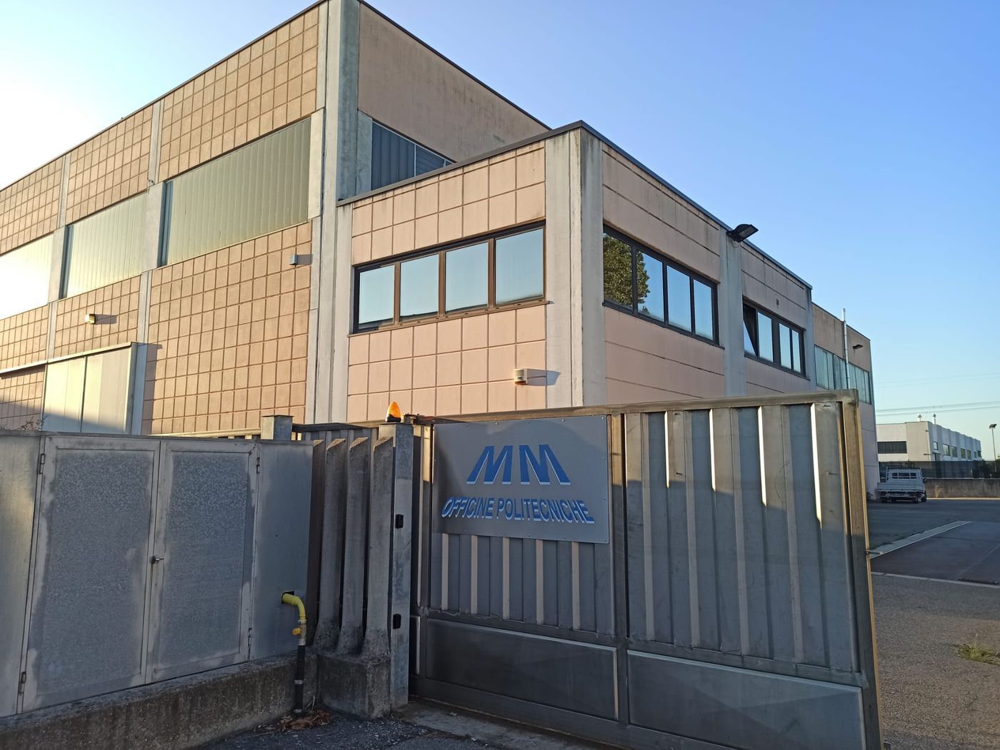 Cancello d'ingresso MM Officine Politecniche